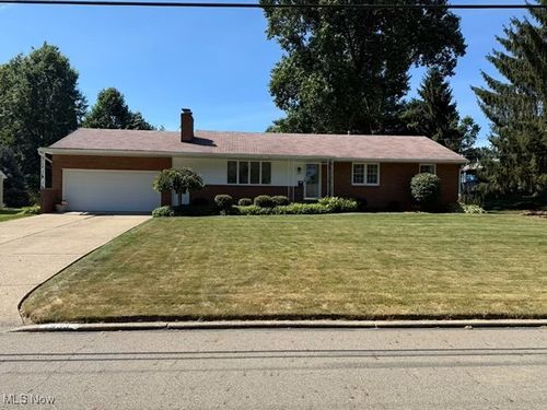 1935 Stoner Ave Ne, Massillon, OH, 44646-4832 | Card Image
