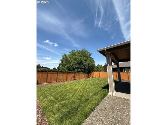 15209 Se Towers Ter, House other with 3 bedrooms, 3 bathrooms and 2 parking in Milwaukie OR | Image 25