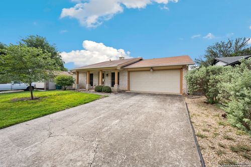 11017 White Sands, Live Oak, TX, 78233-3054 | Card Image