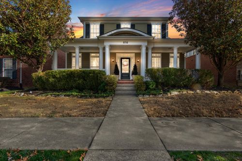 614 Patriot Ln, Franklin, TN, 37067-5772 | Card Image