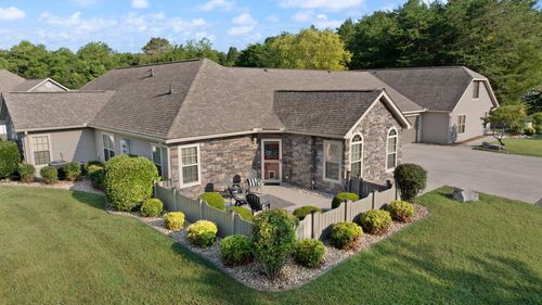 364 Cathedral Pl, Bronston, KY, 42518 | Card Image