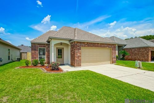 11441 Ashwood Ct, Denham Springs, LA, 70726-6492 | Card Image