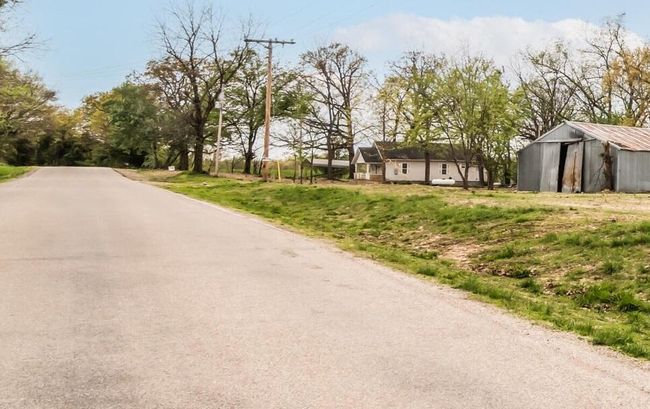 roadside view cropped | Image 40