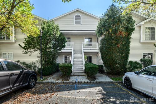 79 Sage Ct, Bedminster, NJ, 07921-1412 | Card Image