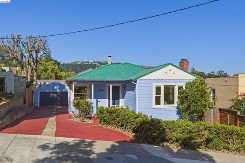 3264 Madera Ave, Oakland, CA, 94619 | Card Image