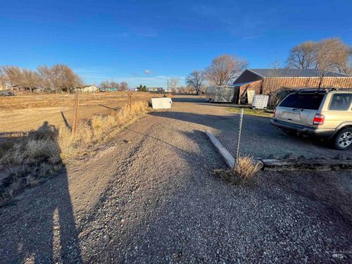 319 Sw Fly By Ave, Mountain Home, ID, 83647-6264 | Card Image