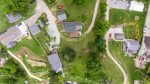 195 Lane 272 Crooked Lk, Angola, IN, 46703-8119 | Card Image