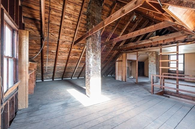 R - 20 Cross St, House other with 4 bedrooms, 2 bathrooms and 5 parking in Beverly MA | Image 19