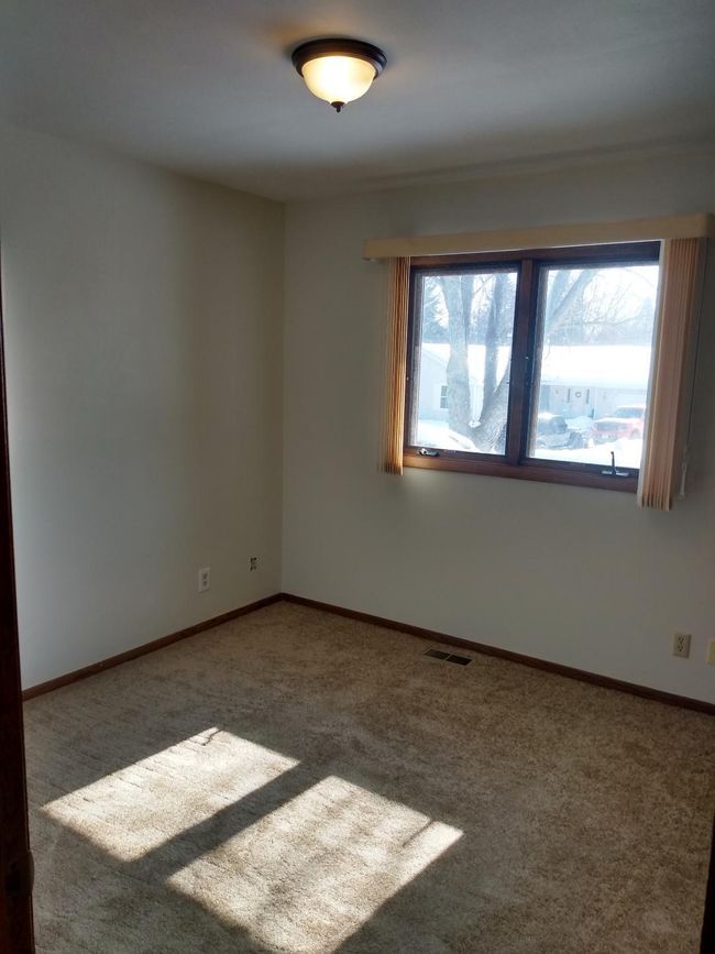 1707 Miller Rd, Home with 3 bedrooms, 1 bathrooms and null parking in Lake Geneva WI | Image 14