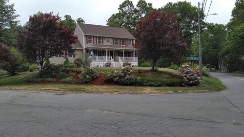 2 Shelter Ridge Rd, Leicester, MA, 01524-1279 | Card Image