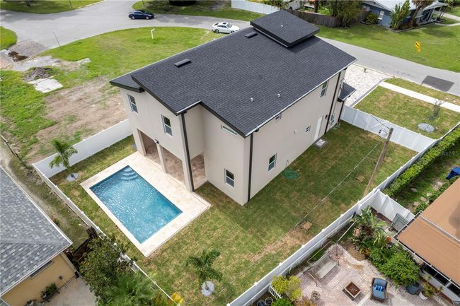 1808 W Erna Dr, House other with 4 bedrooms, 3 bathrooms and null parking in TAMPA FL | Image 88