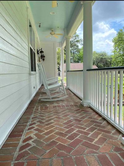 Porch2 | Image 3