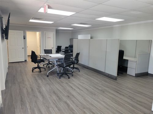 1557 E Broad St, Mansfield, TX, 76063-1841 | Card Image