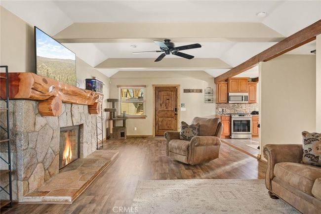 29230 Lakeview Ln, House other with 3 bedrooms, 3 bathrooms and null parking in Cedar Glen CA | Image 4