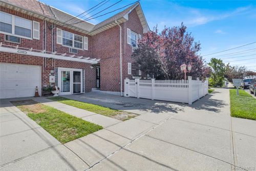 158 Beach 61st St, Arverne, NY, 11692-1854 | Card Image