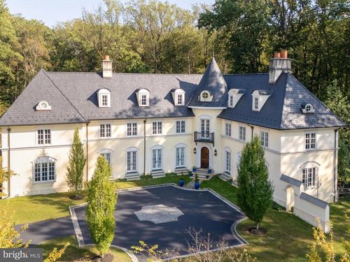 948 Drovers Ln, Chester Springs, PA, 19425-2016 | Card Image