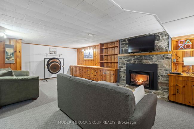 10 Henry Brown Crt, House other with 4 bedrooms, 2 bathrooms and 5 parking in Mallorytown ON | Image 46