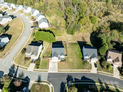 124 Kendrick Farm Drive, House other with 4 bedrooms, 2 bathrooms and null parking in Mount Holly NC | Image 3