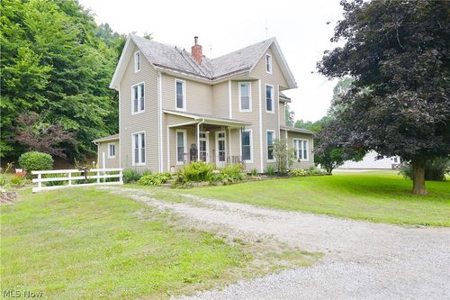 10373 Township Road 54, Killbuck, OH, 44637-9752 | Card Image