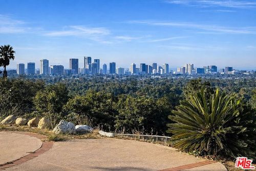 9926 Beverly Grove Dr, Beverly Hills, CA, 90210 | Card Image