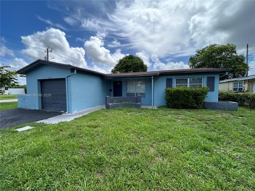 3620 Nw 35th Ave, Lauderdale Lakes, FL, 33309-5451 | Card Image