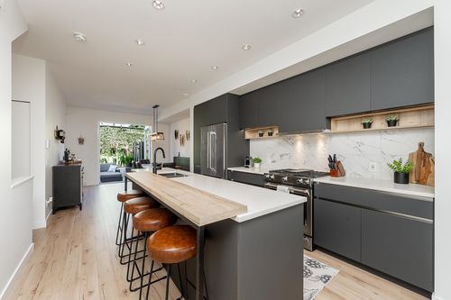 8-1228 Hudson St, Coquitlam, BC, V3B0R3 | Card Image