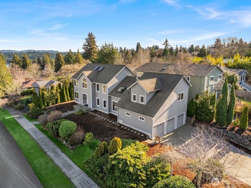 4705 S Oregon Street, Seattle, WA, 98118 | Card Image