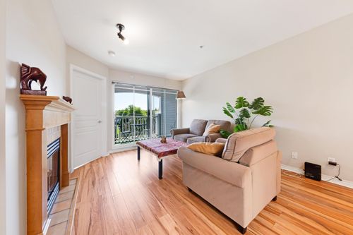 412-3333 W 4th Ave, Vancouver, BC, V6R4R9 | Card Image