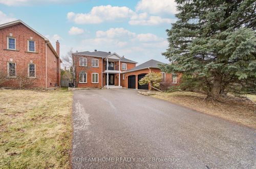 352 Kennedy St W, Aurora, ON, L4G5M4 | Card Image