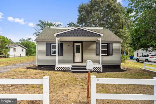 375 Peek Ave, Millville, NJ, 08332-4240 | Card Image