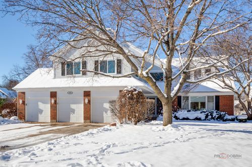 2888 Whispering Oaks Ct, Buffalo Grove, IL, 60089-6335 | Card Image