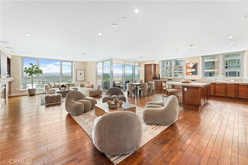 3105 Scholarship, Irvine, CA, 92612-4428 | Card Image