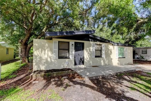 4504 N 72nd St, Tampa, FL, 33610-7208 | Card Image
