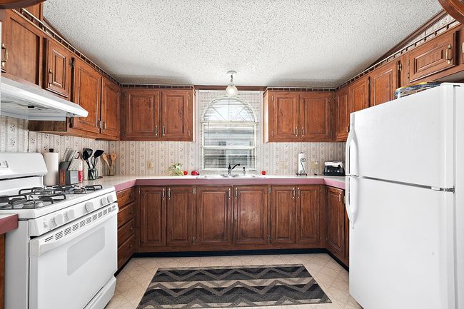 23 Walnut St, Home with 3 bedrooms, 2 bathrooms and 2 parking in Minooka IL | Image 9