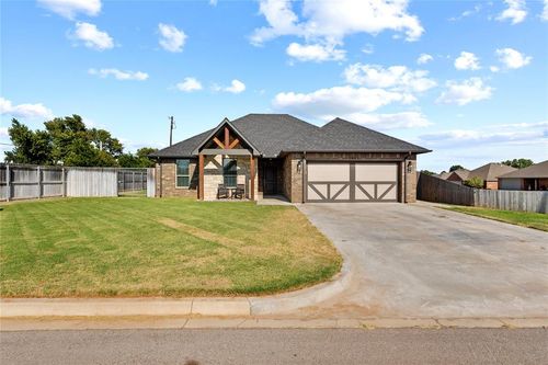 2812 Landrun, Weatherford, OK, 73096 | Card Image