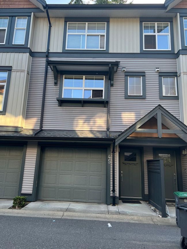 45 - 6123 138 Street, Townhouse with 3 bedrooms, 2 bathrooms and 2 parking in Surrey BC | Image 1