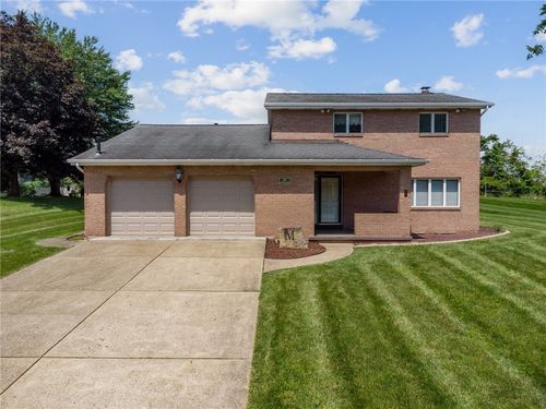 318 E Edgewood Avenue, Trafford, PA, 15085 | Card Image