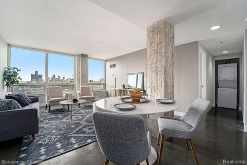 apt-9e-3320 Spinnaker Ln, Detroit, MI, 48207-5005 | Card Image