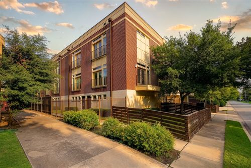 6-5711 Ross Ave, Dallas, TX, 75206-8096 | Card Image