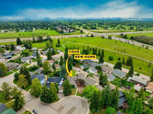 15 Southdale Bay Sw, Calgary, AB, T2W1W1 | Card Image