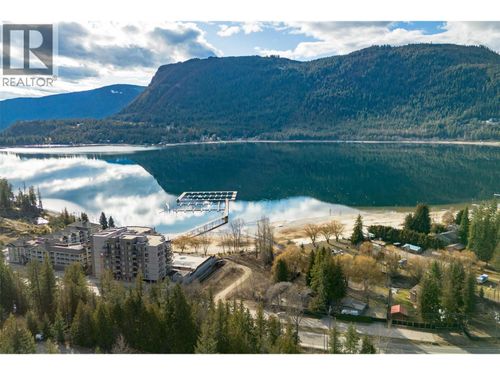 275 Bayview Dr, Sicamous, BC, V0E2V1 | Card Image
