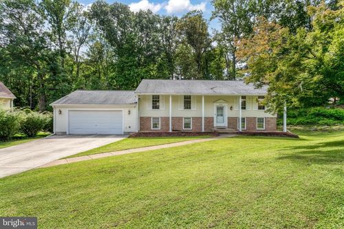 12304 Cedarwood Ct, WOODBRIDGE, VA, 22192-1901 | Card Image