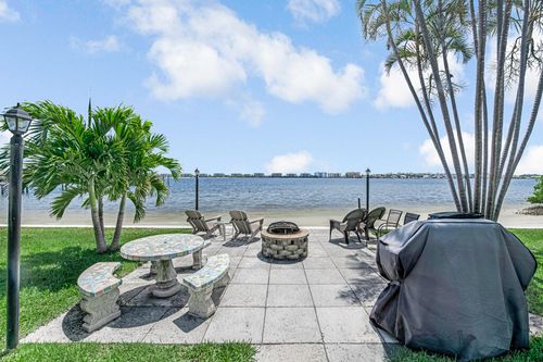 22-1430 S Lakeside Dr, Lake Worth Beach, FL, 33460-5733 | Card Image