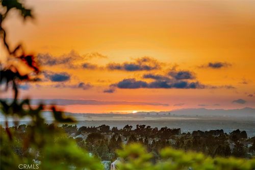 2 Agostino, Newport Coast, CA, 92657-1219 | Card Image
