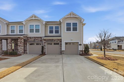 11110 Chalkbark Ln, Charlotte, NC, 28262-2020 | Card Image