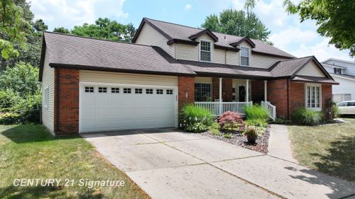 212 Cedarwood Dr, Flushing, MI, 48433-1804 | Card Image