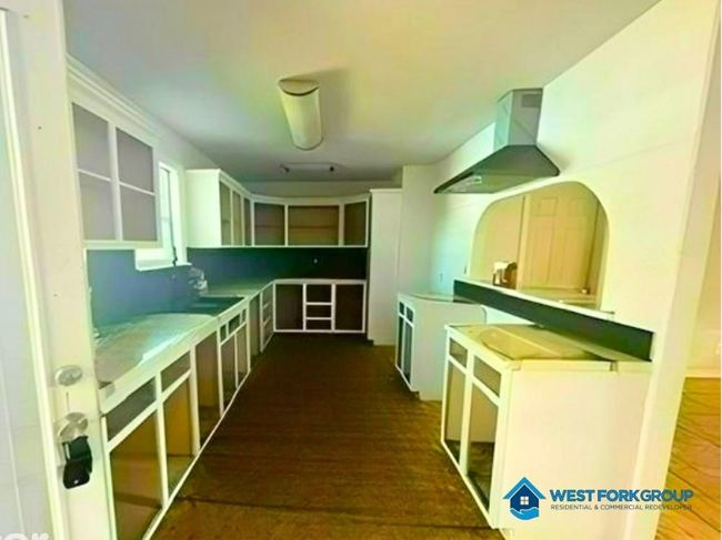 7220 Moore Rd, House other with 4 bedrooms, 3 bathrooms and 1 parking in Hitchcock TX | Image 4