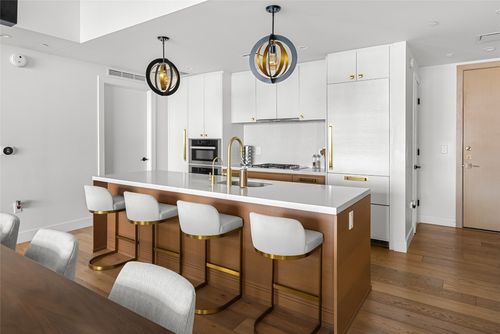 apt-2106-70 Rainey St, Austin, TX, 78701-4747 | Card Image