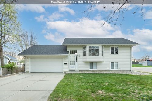 915 4th St, Onawa, IA, 51040-1448 | Card Image