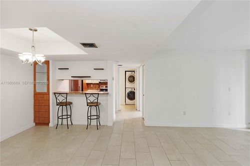apt-d403-8006 Sw 149th Ave, Miami, FL, 33193-1489 | Card Image